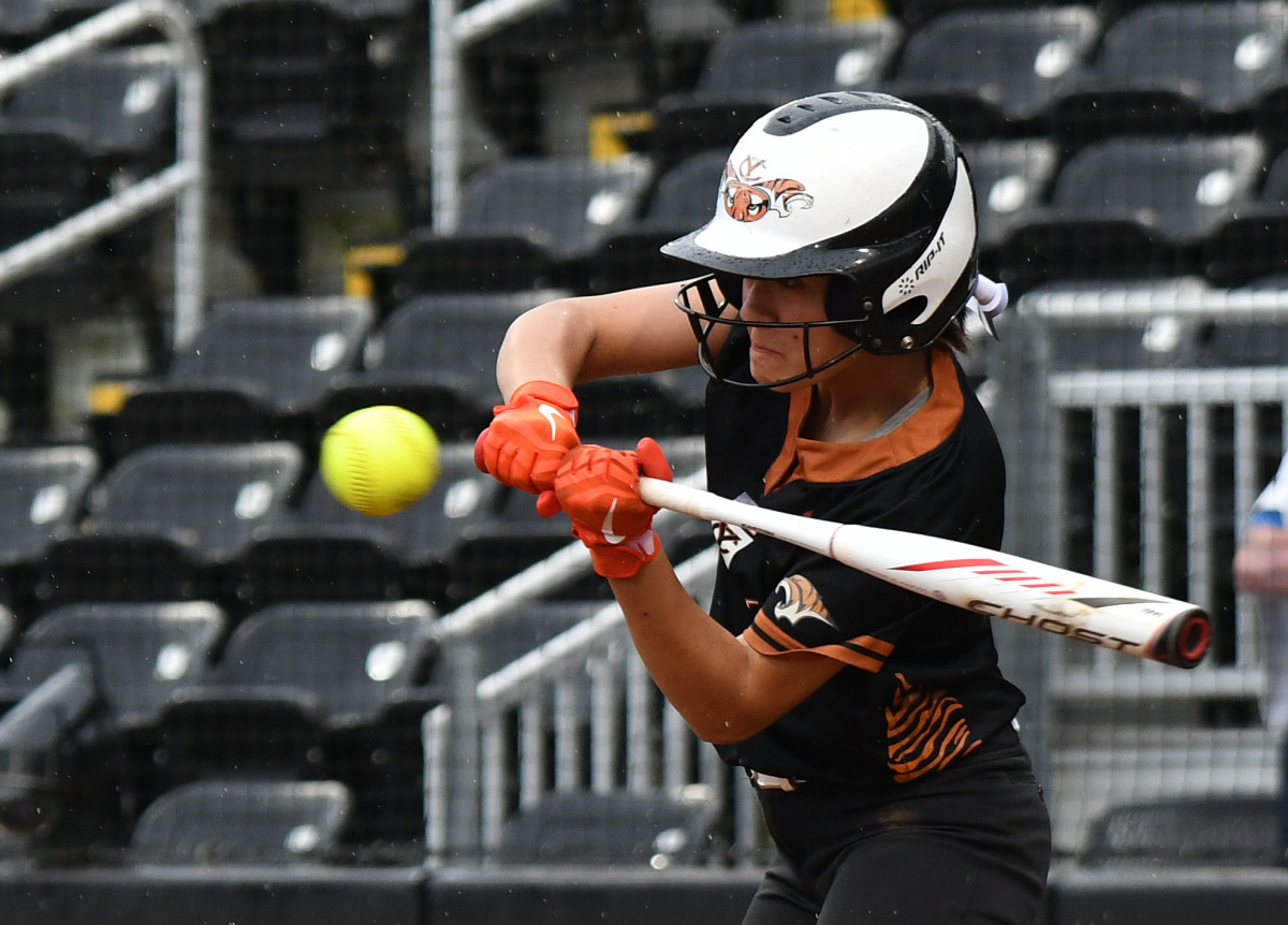 Burns Yamhill-Carlton 3A softball final Taylor Balkom 40